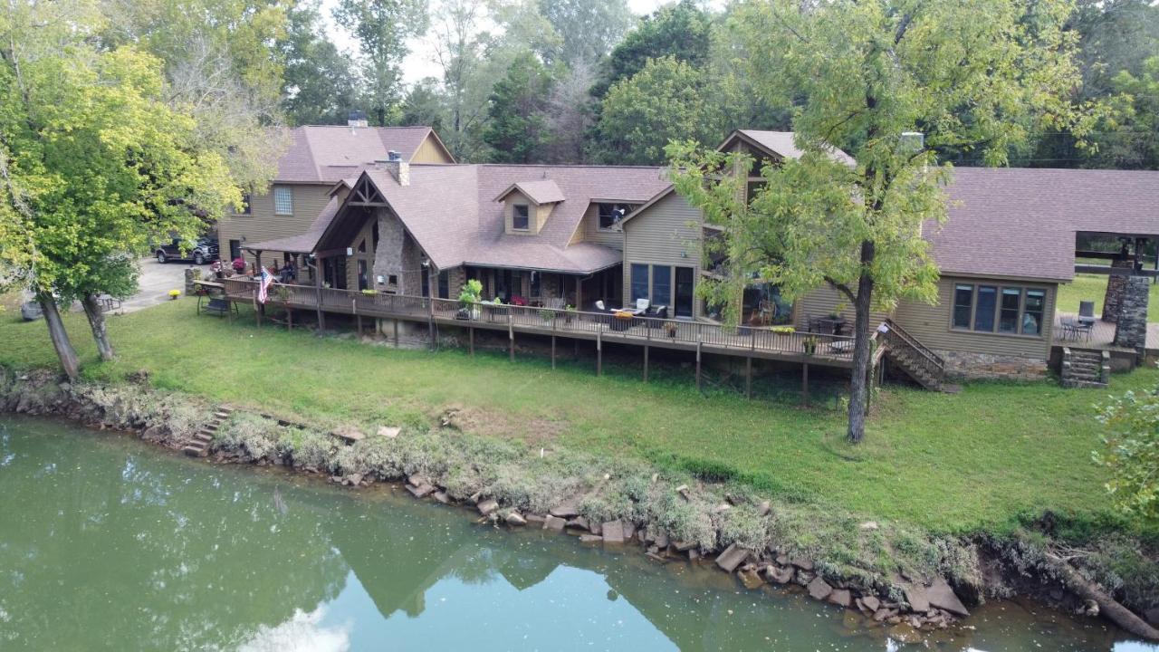 River Wellness Lodge Kingston Exterior foto